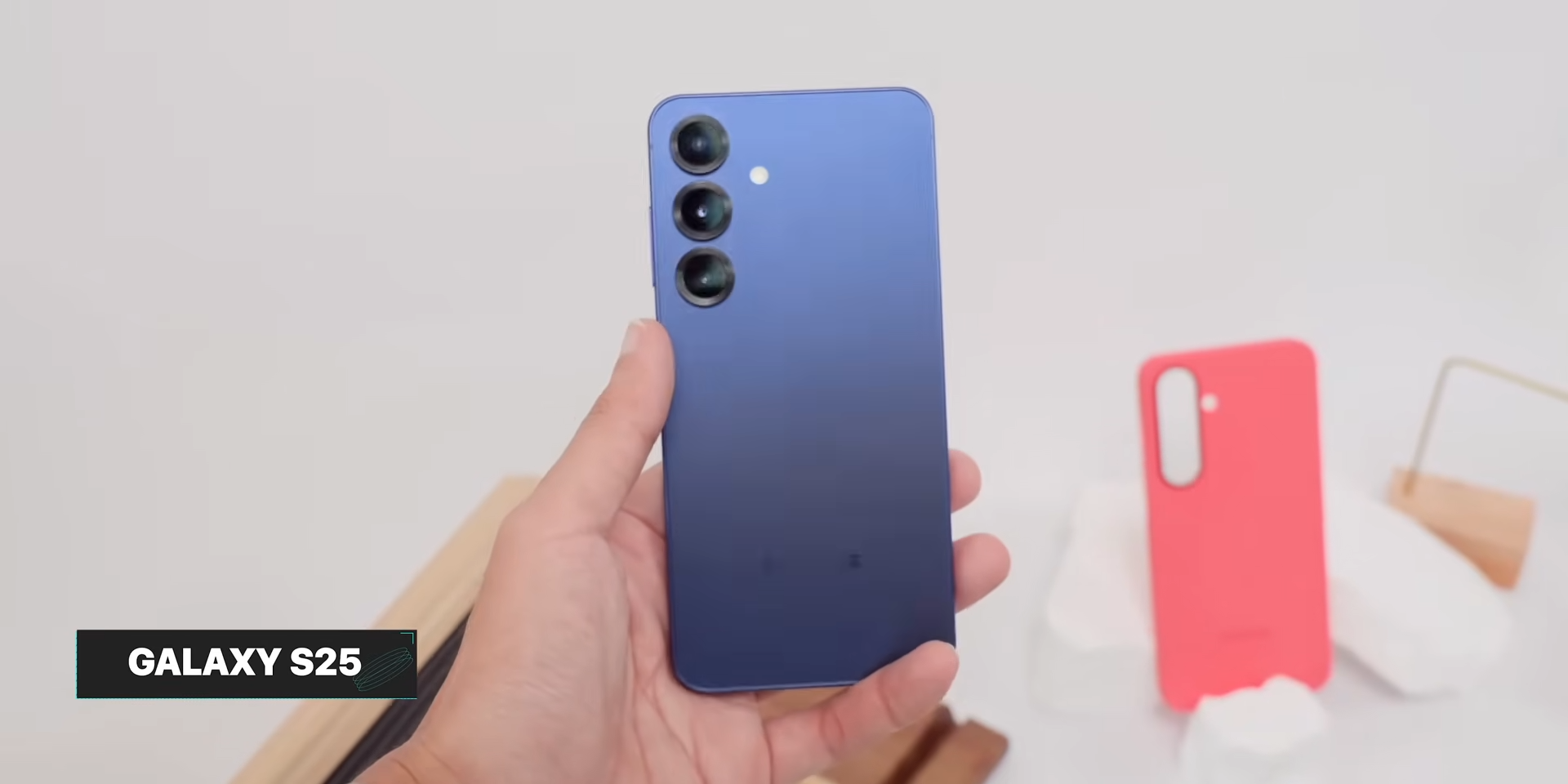 S25 dinilai stagnan tahun ini, lebih masuk akal menunggu Galaxy S26
