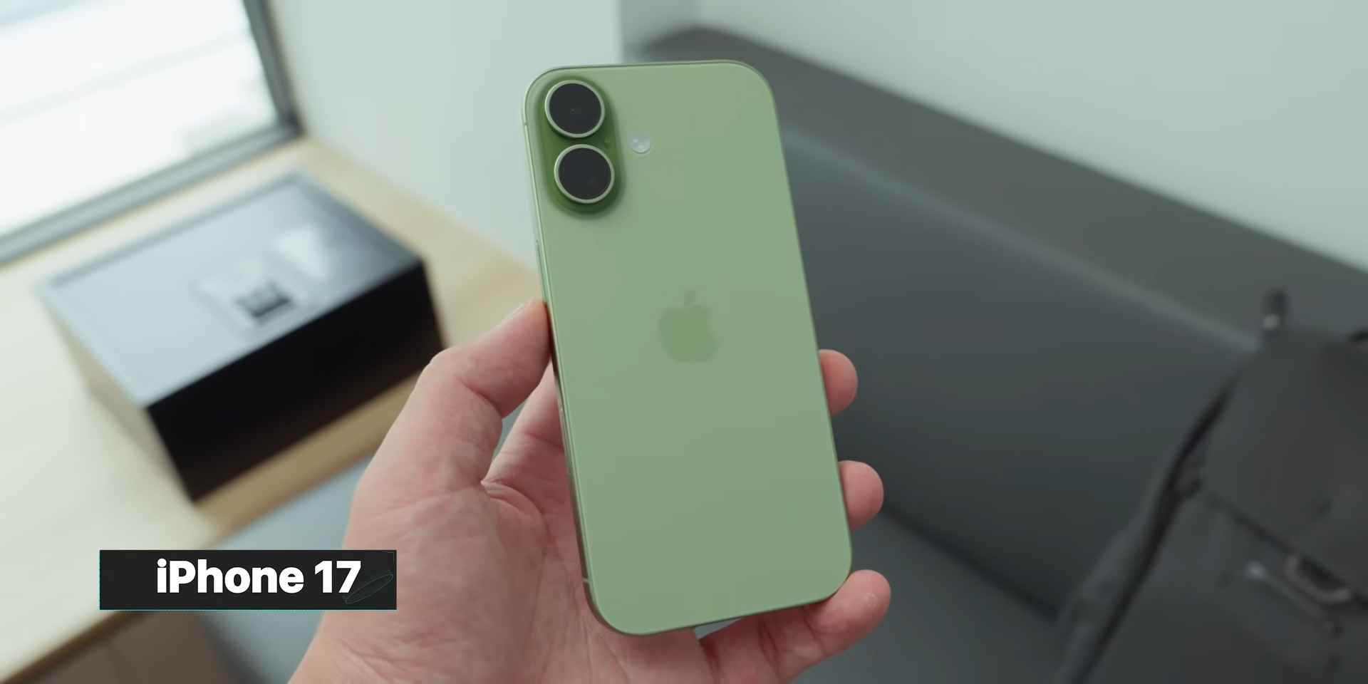 iPhone 17 regular jadi best iPhone 2025, upgrade signifikan dengan selisih harga hanya 1 juta dari iPhone 16