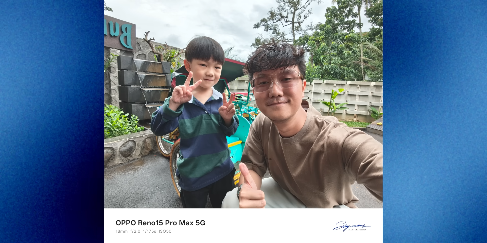 Lensa selfie 18mm tangkap lebih banyak frame, cocok untuk foto bareng tanpa perlu mundur jauh