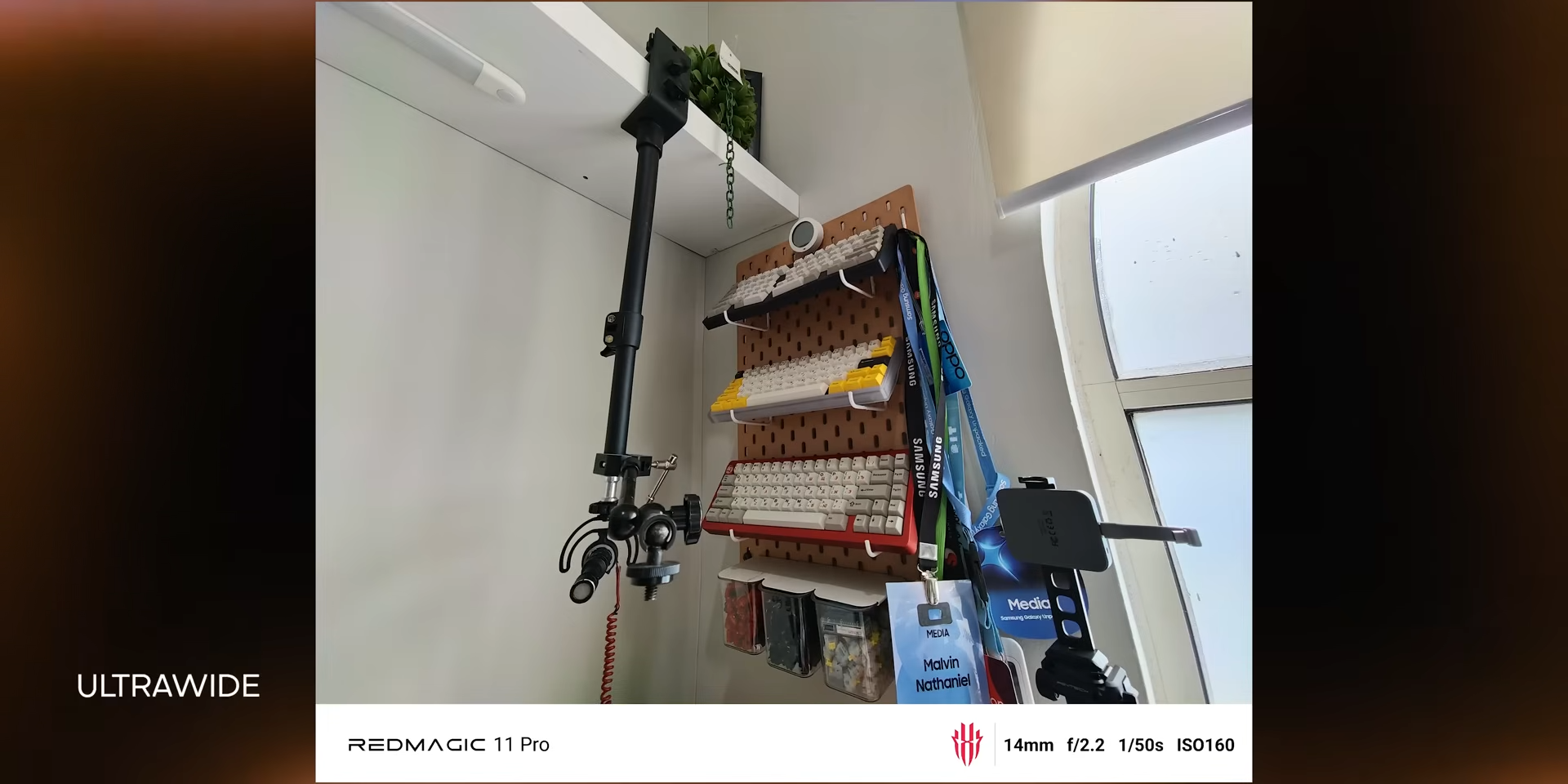 Kamera ultrawide 50MP mampu menangkap sudut lebar dengan detail yang cukup baik