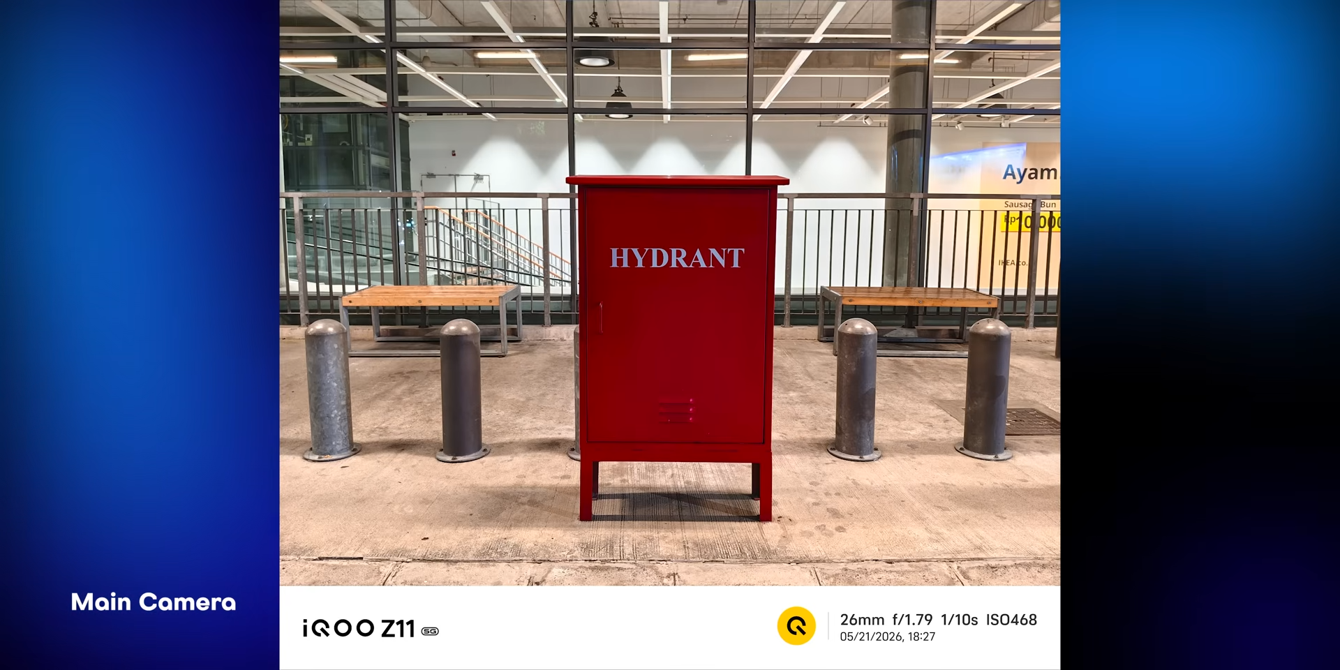 Hasil foto kotak hydrant luar ruangan dengan main camera iQOO Z11 5G 26mm