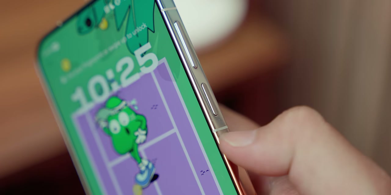 Tombol samping HUAWEI Pura 90S Pro Max dengan sensor sidik jari