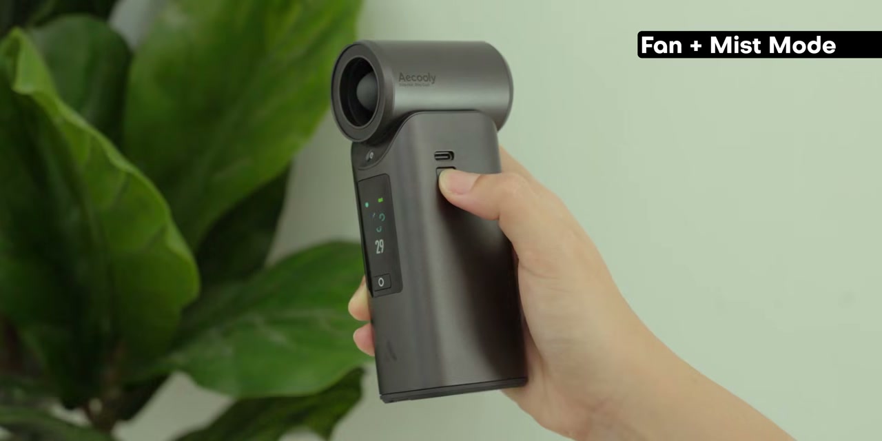 Aecooly ColdAir Ultra dalam mode kipas dengan mist