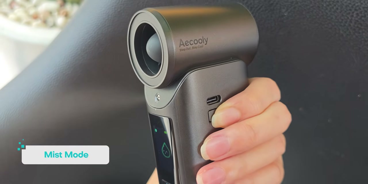 Aecooly ColdAir Ultra dalam mode mist aktif