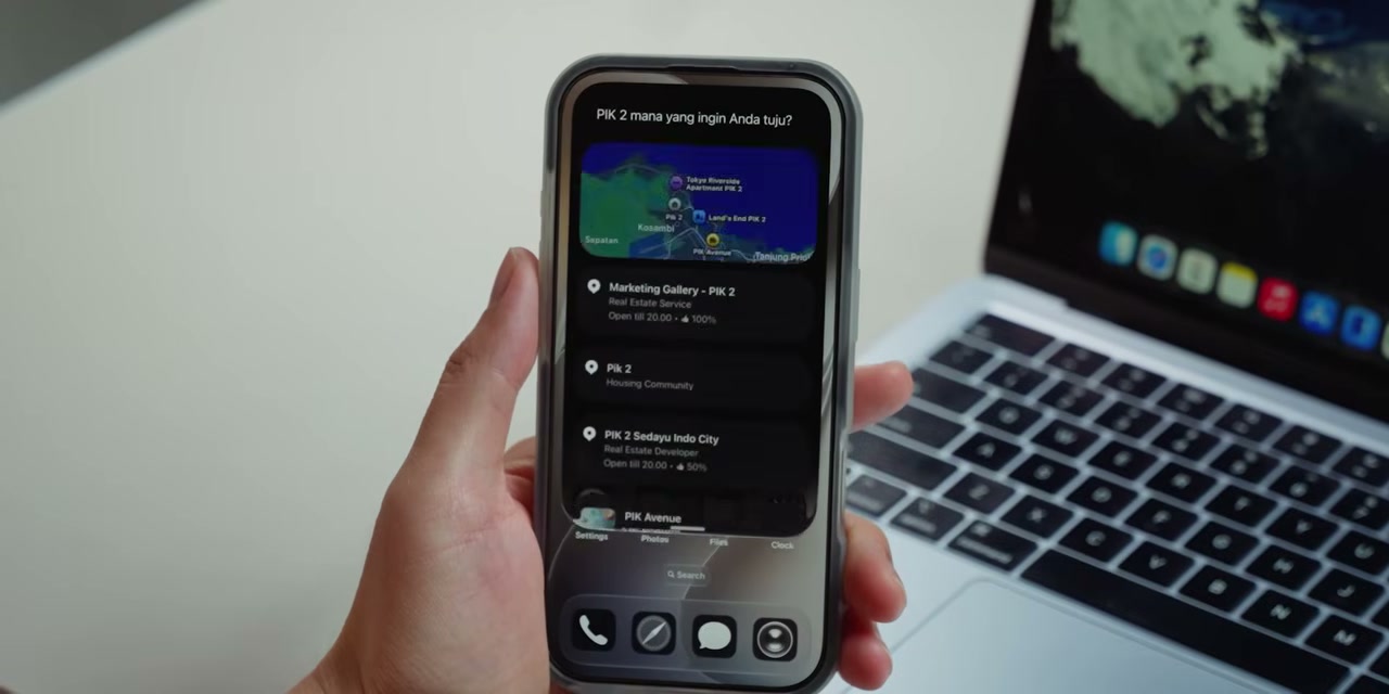Siri menampilkan pilihan lokasi PIK 2 dengan peta