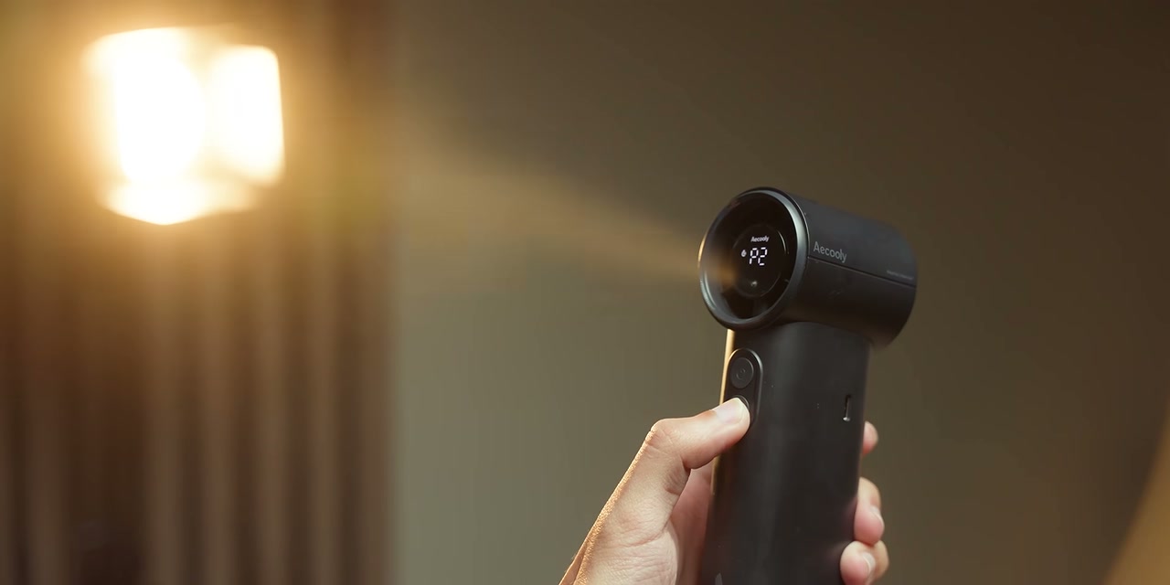 Aecooly kipas portable menyemprotkan mist dingin